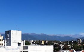 Hermoso departamento céntrico en ultimo piso, con cochera